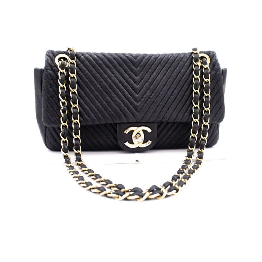 Chanel Classic Single Flap Chevron Lambskin Black Leather Shoulder Bag Bag